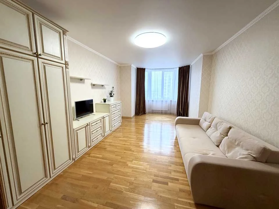 Квартира. Київ, Градинська вул.