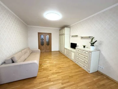 Квартира. Київ, Градинська вул.