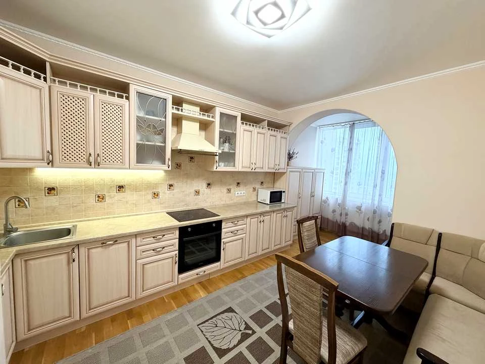 Квартира. Київ, Градинська вул.