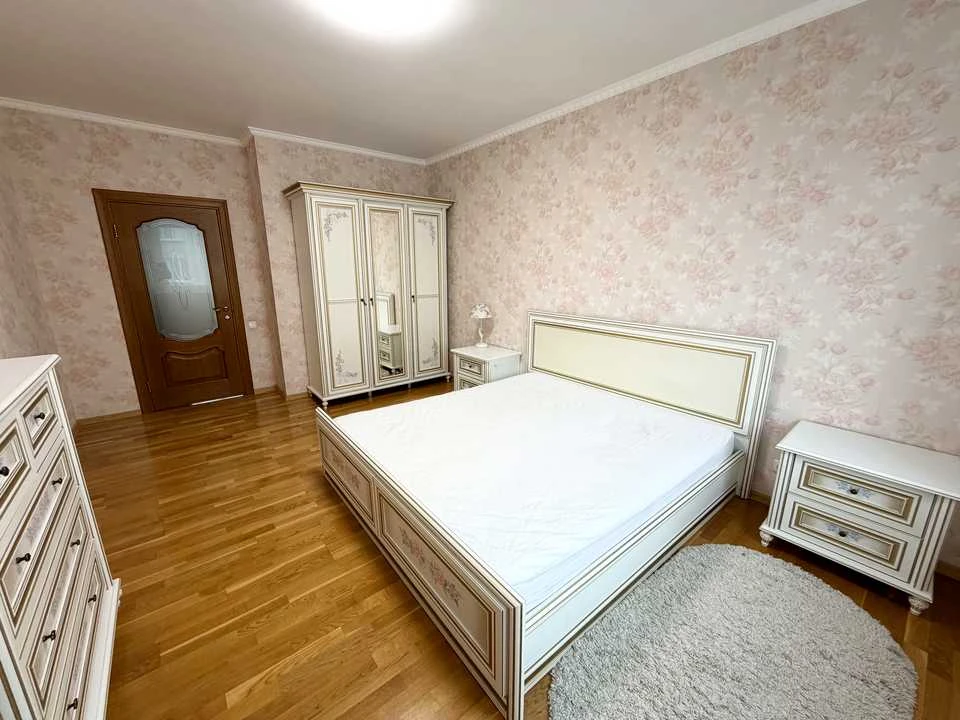 Квартира. Київ, Градинська вул.