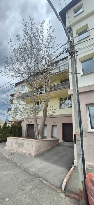 1-room. +parking space. Semena Paliya St., 30/7. No%