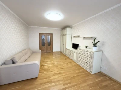 Продаж 3к квартири Генератор. ЖК Троєщина 104м2 з гарним рем