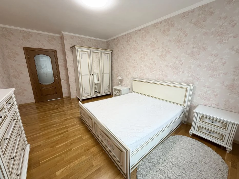 Продаж 3к квартири Генератор. ЖК Троєщина 104м2 з гарним рем