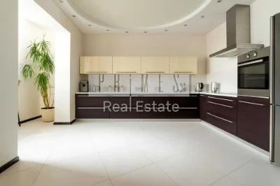 Apartment 69 Dmytrivska St., 140m2