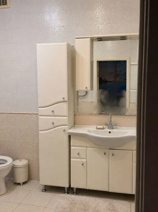 Власник продає приватний будинок 161 м² на 6,5 сотках, можли