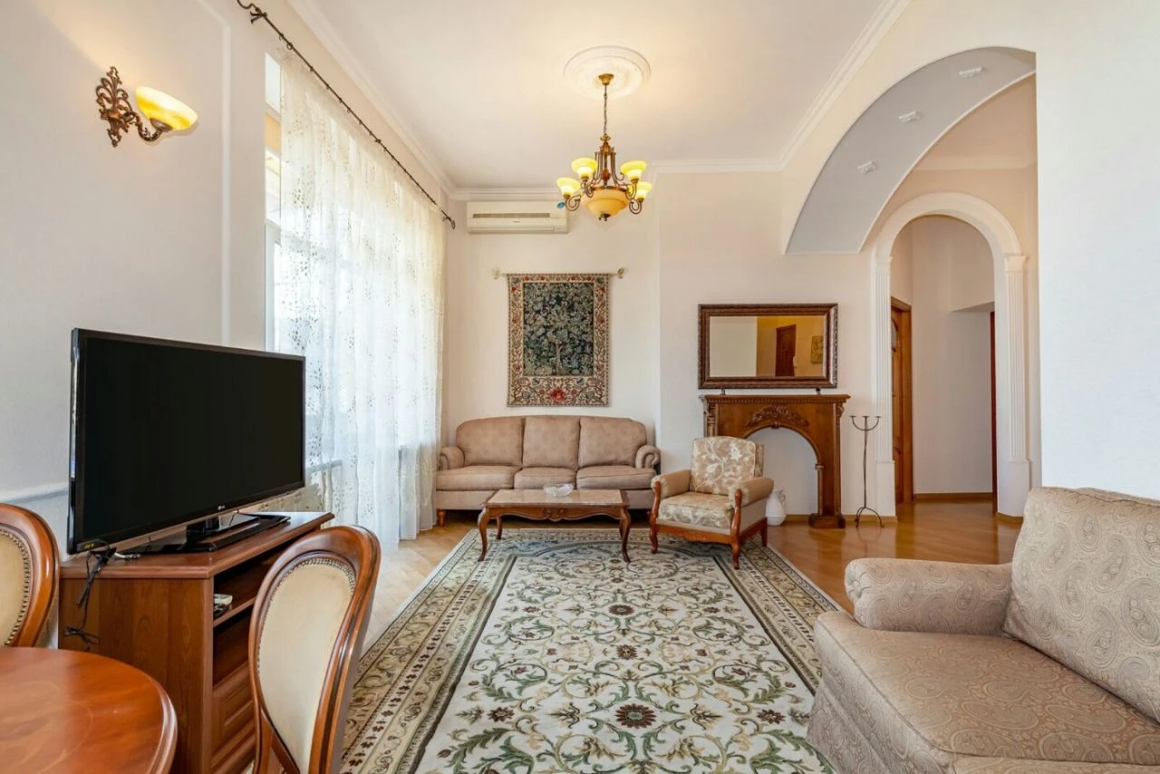 Здам трикімнатну квартиру (90 м²) у Києві, Шевченківський ра