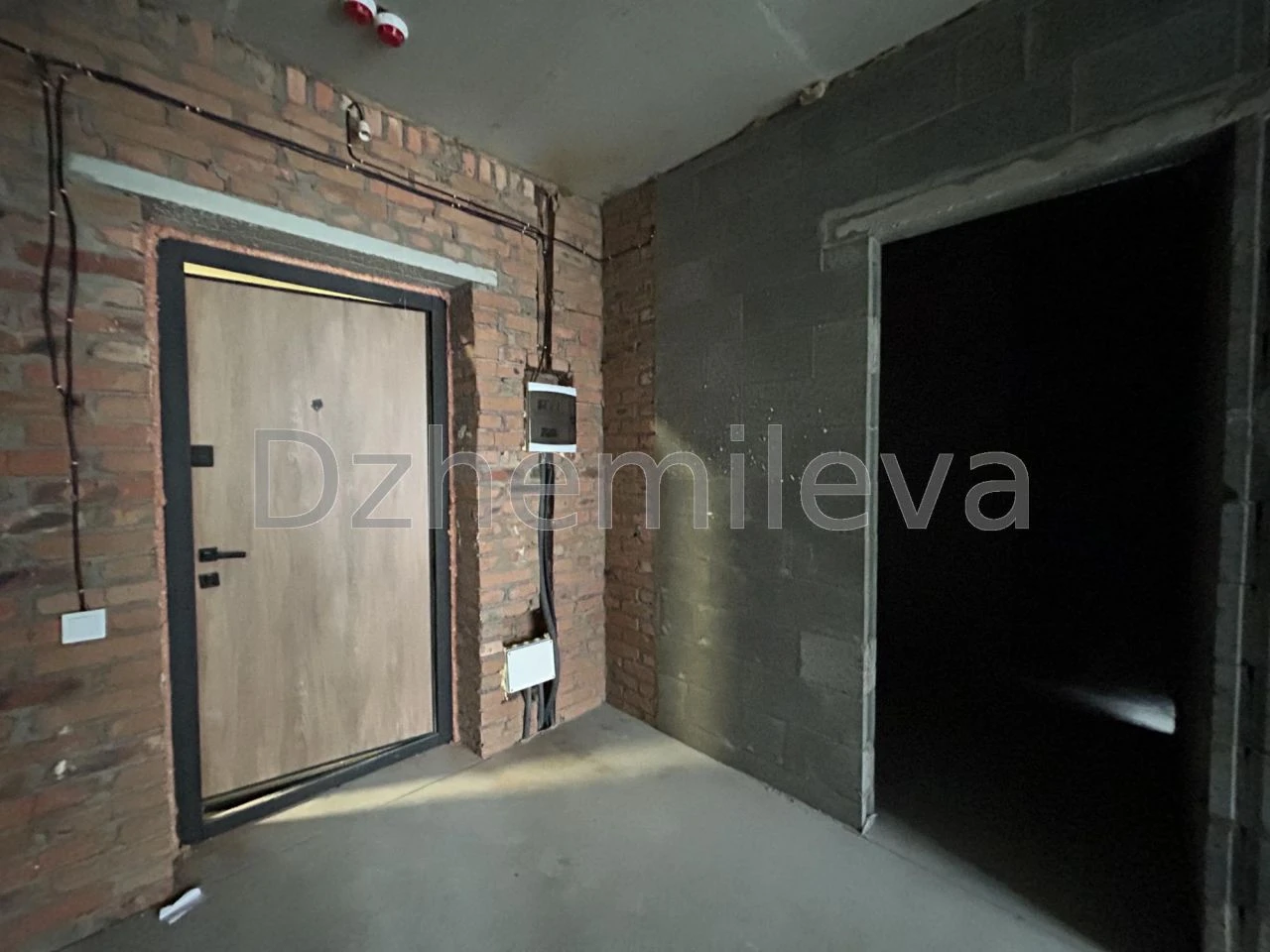 Продам трикімнатну квартиру (89 м²) у Києві, Подільський рай