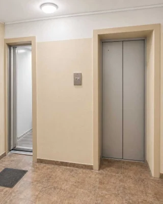 Продаж 1-кімнатної квартири 45.8 м², Чеська