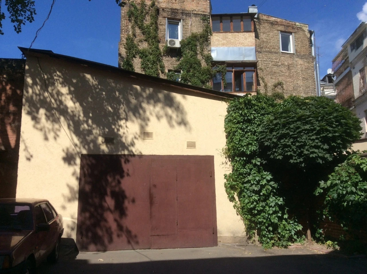 Продаж 2-кімнатної квартири 62 м², Притисько-Микільска вул.,