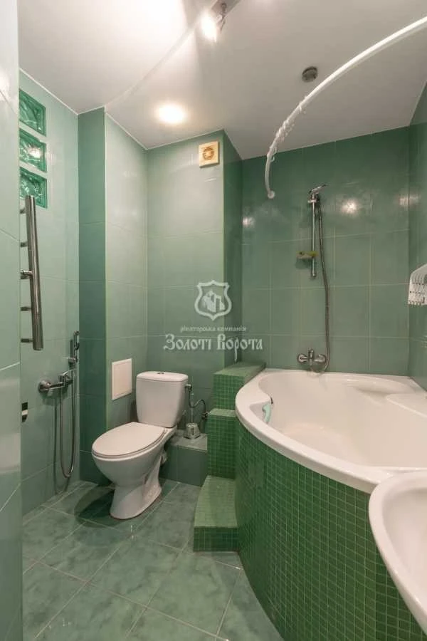 Продаж 1-кімнатної квартири 43 м², Михайла Донця вул., Драго