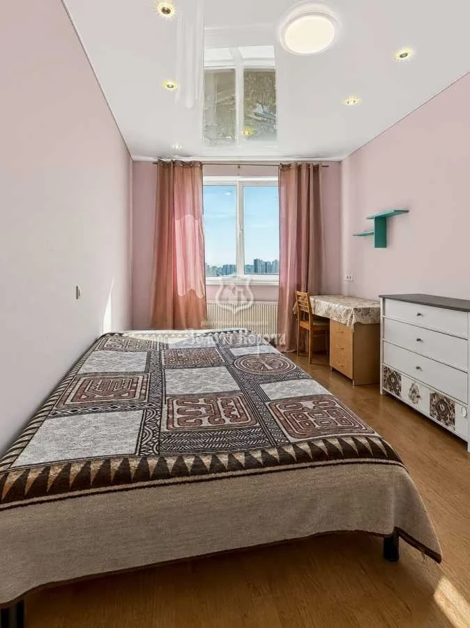 Продаж 2-кімнатної квартири 48.7 м², Юрія Шумського вул., 5