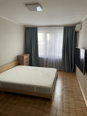 Власник Продам 1-кімнатну квартиру на Оболоні