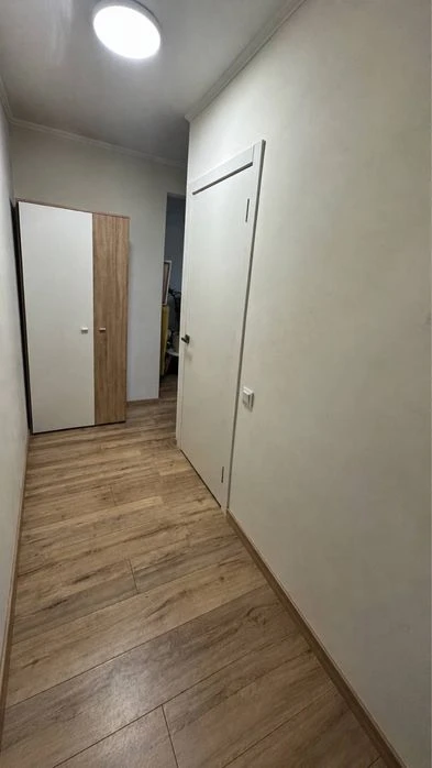 Продається 1 к кв вул Г Корольовоі