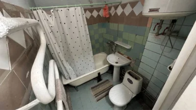Продається 1 к кв вул Г Корольовоі