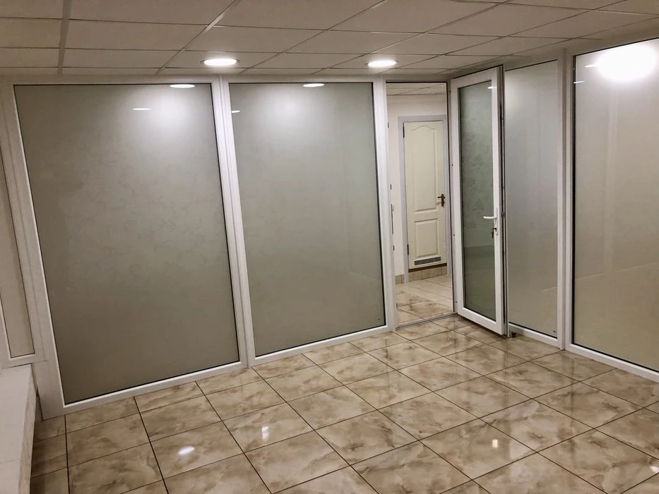 Автономне житло-укриття 74,4 м² у центрі міста з окремим вхо