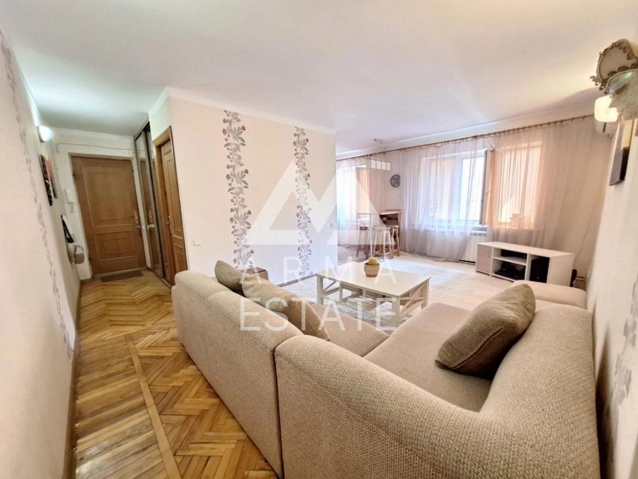 Продам трикімнатну квартиру (56 м²) у Києві, Деснянський рай
