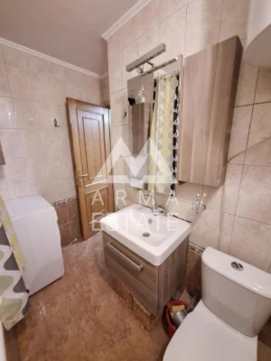 Продам трикімнатну квартиру (56 м²) у Києві, Деснянський рай