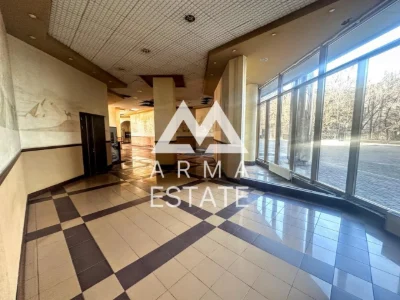 Продам однокімнатну квартиру (75 м²) у Києві, Голосіївський