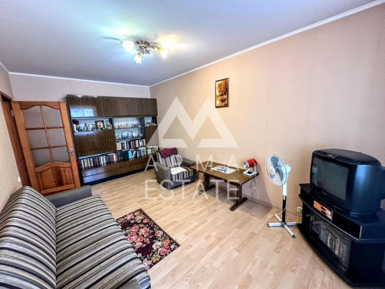 Продам двокімнатну квартиру (55 м²) у Києві, Голосіївський р