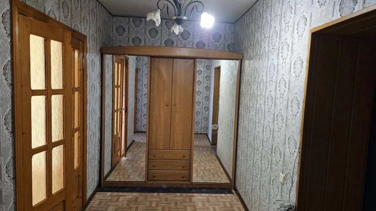 Продаж 1- кімнатної квартири біля метро Позняки- без комісії