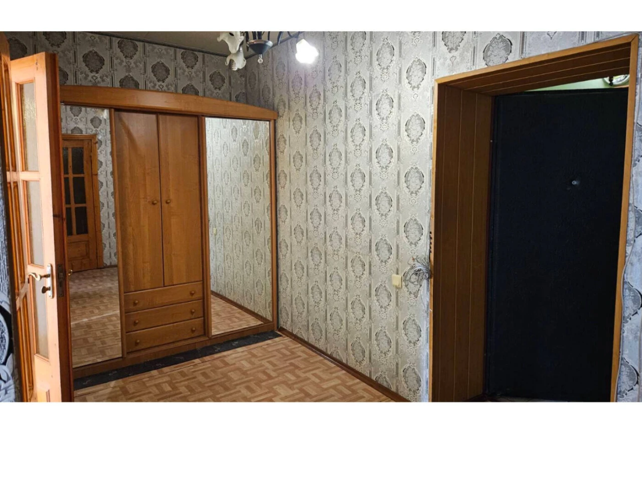 Продаж 1- кімнатної квартири біля метро Позняки- без комісії