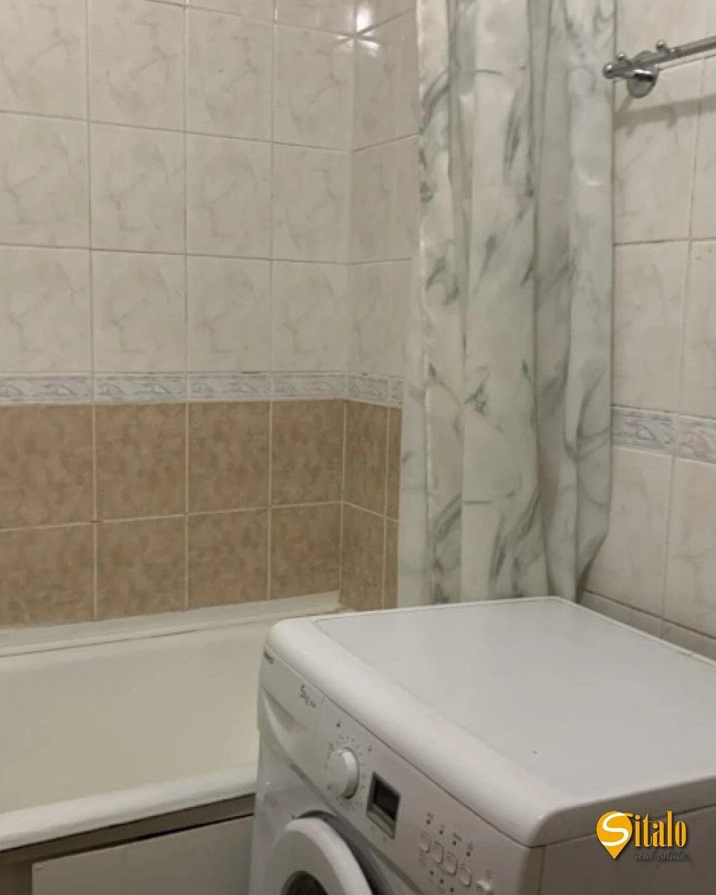 For sale: 2-room apartment, 64 m², Drahomanova St., 2