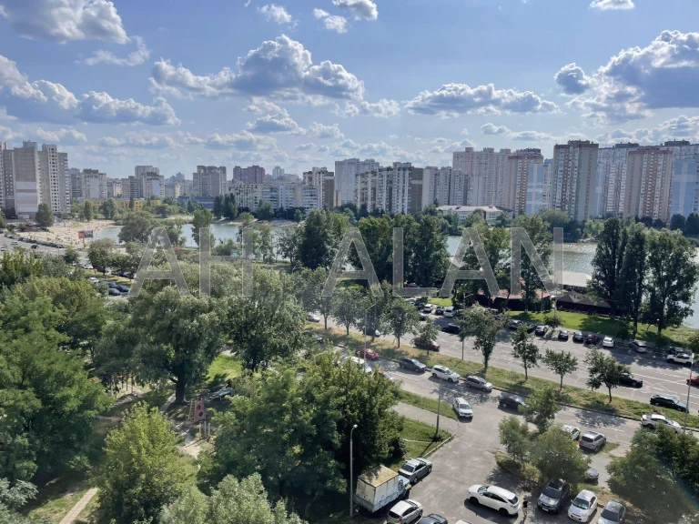 вул.Ревуцького, 7, Дарницький район, орієнтир Новая Дарница