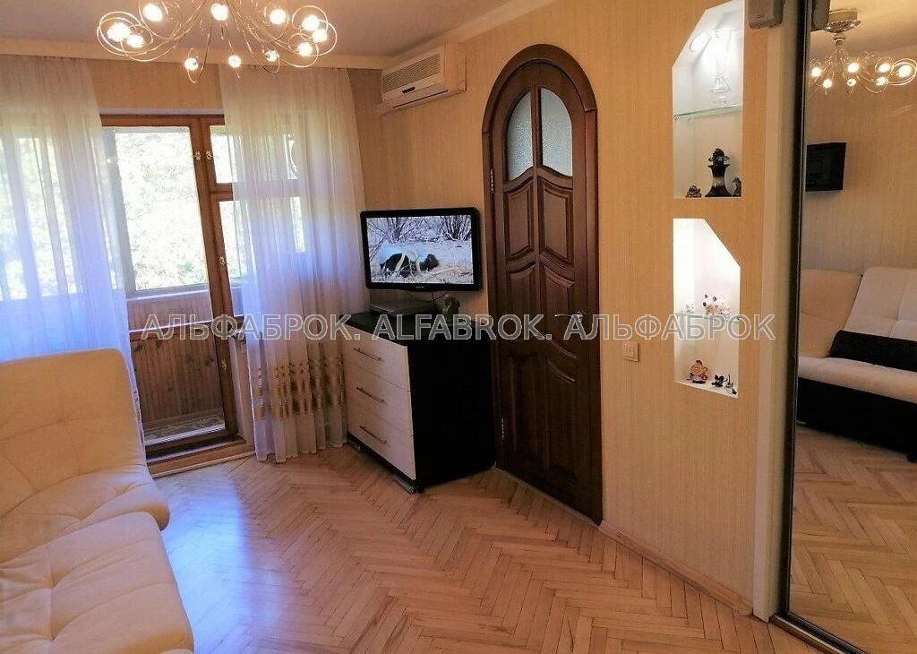 вул.Василенка Миколи, 4, Солом'янський район, орієнтир Відра