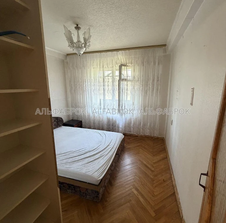 вул.Парково-Сирецька, Шевченківський район, орієнтир Сирець