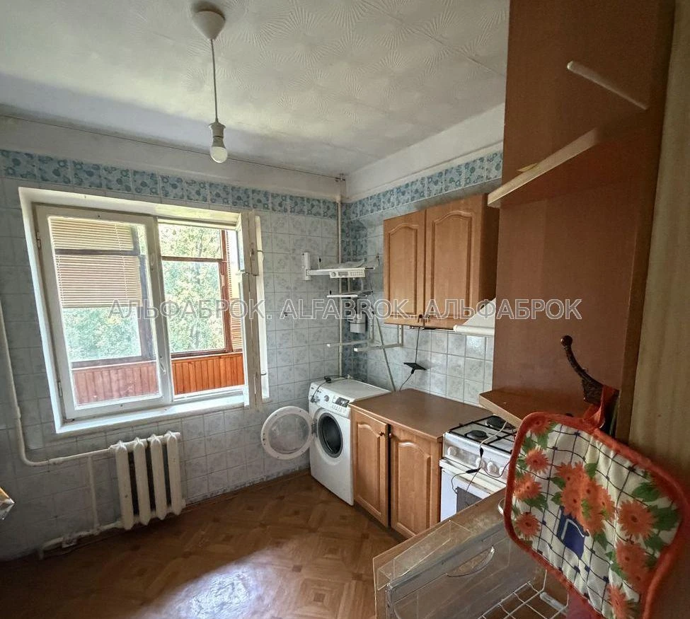 вул.Парково-Сирецька, Шевченківський район, орієнтир Сирець