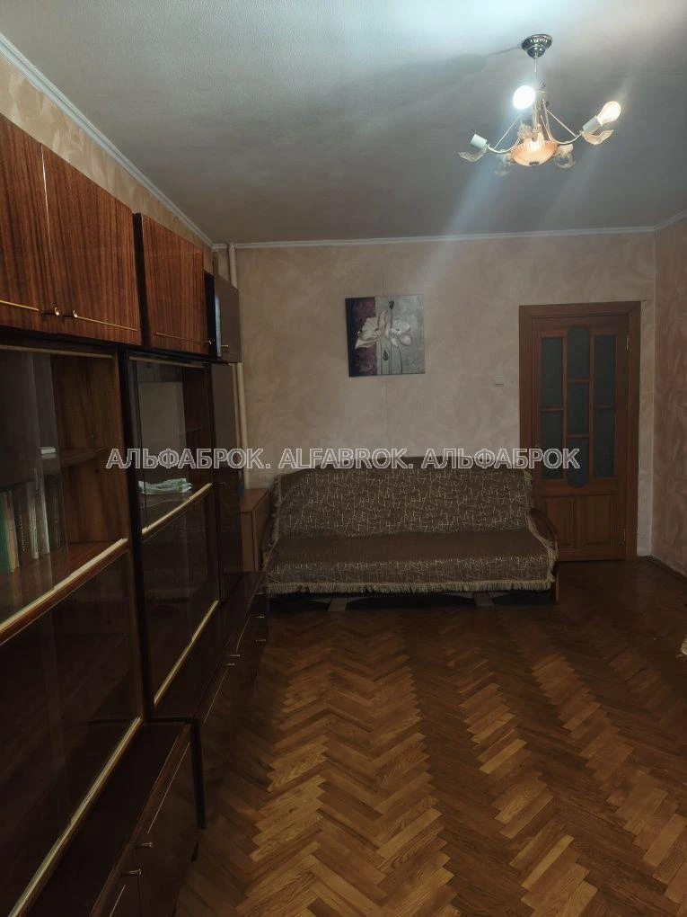 вул.Ніжинська, 7, Солом'янський район, орієнтир Жуляни