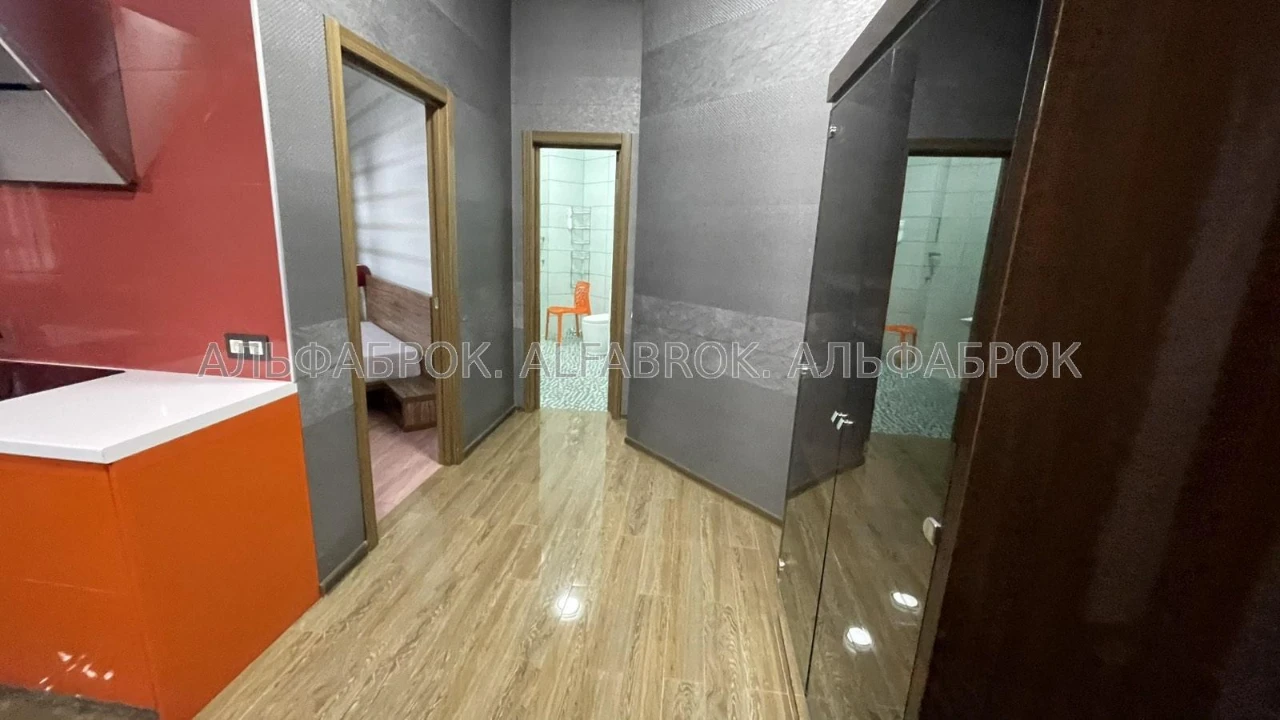бул.Николая Михновского, 14/16, Печерський район, орієнтир Ч