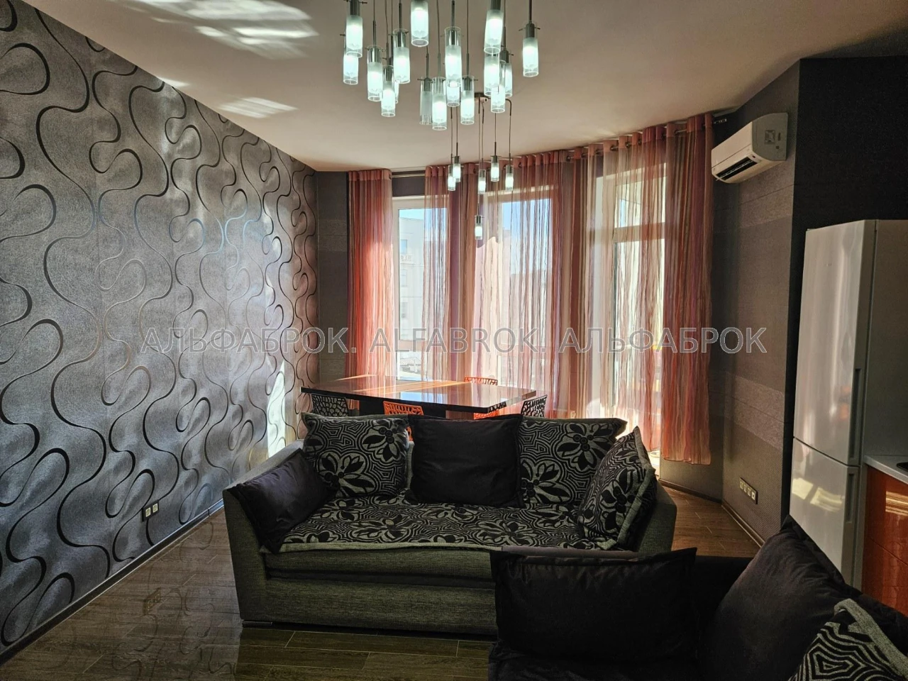 бул.Николая Михновского, 14/16, Печерський район, орієнтир Ч
