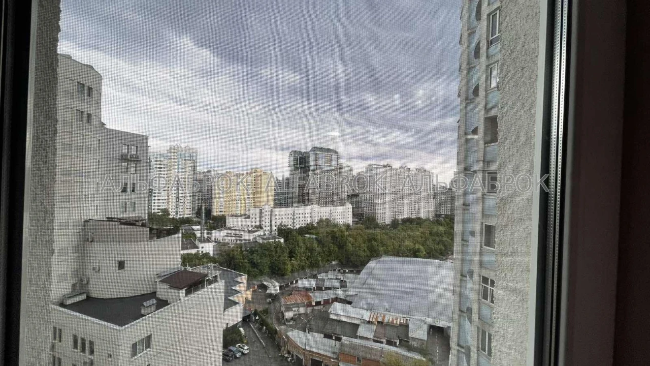 бул.Николая Михновского, 14/16, Печерський район, орієнтир Ч