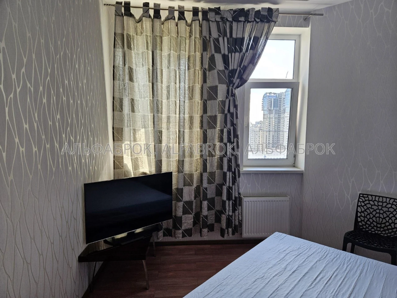 бул.Николая Михновского, 14/16, Печерський район, орієнтир Ч