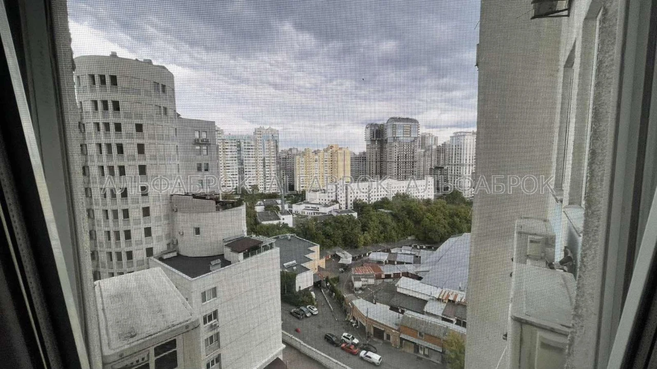 бул.Николая Михновского, 14/16, Печерський район, орієнтир Ч