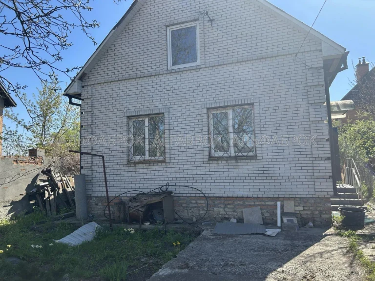 вул.Центральна, Дарницький район, орієнтир Червоний хутір