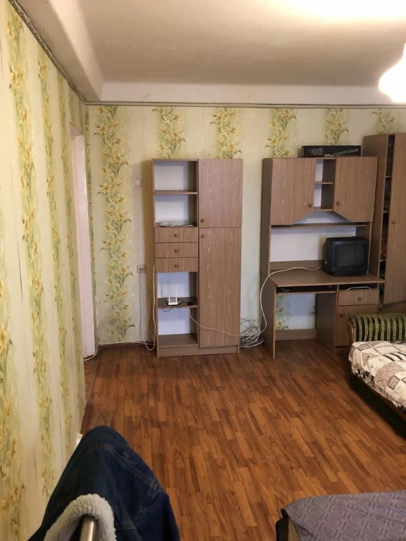 Здаю довгостроково. Вул Борщагівська 10