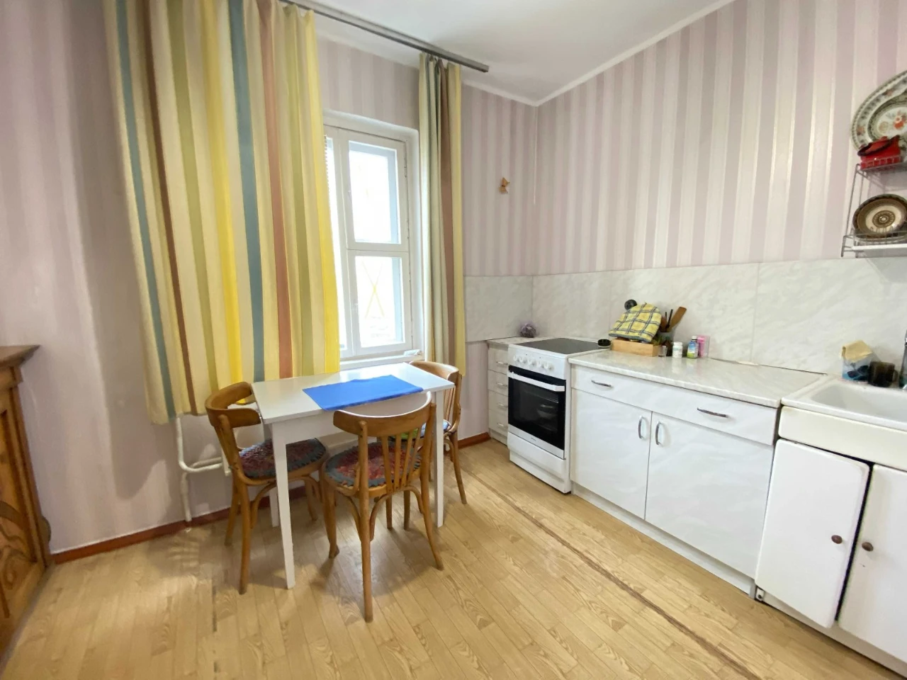 Оренда 1-к квартири, Троєщина, Бальзака 55