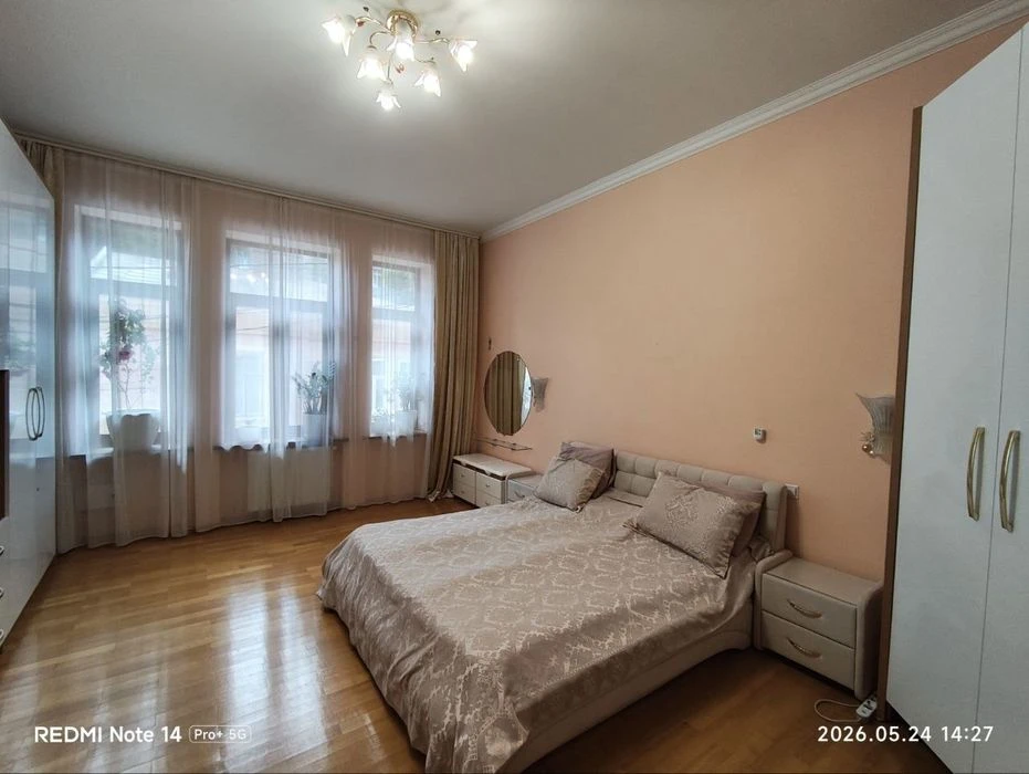 Продаж 3 - кім квартири  з ремонтом | Центр