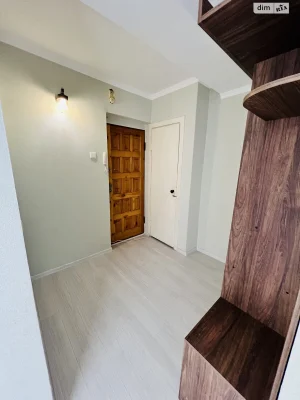 Продаж Квартира Свердловський масив