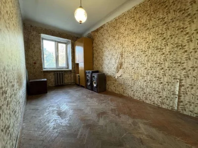 Продаж 2к східний гарна локація