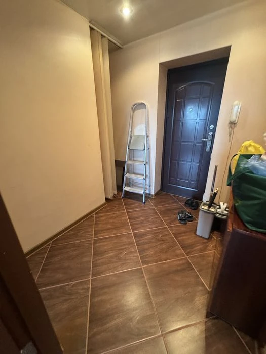 Продам 1 комн квартира Кедрина 36