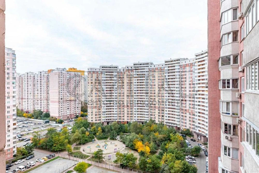 Продаж 2-кімнатної квартири вул. Олени Пчілки, 2а Позняки