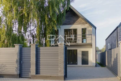 Компактний будинок 134 м², white box, КМ «Щастя», Київ, Соло