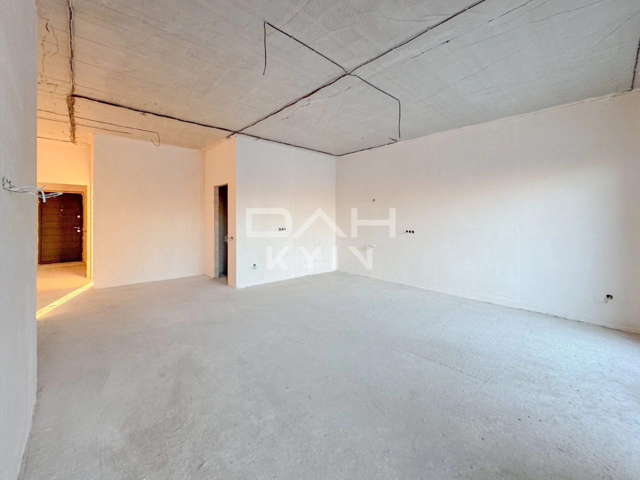 Компактний будинок 134 м², white box, КМ «Щастя», Київ, Соло