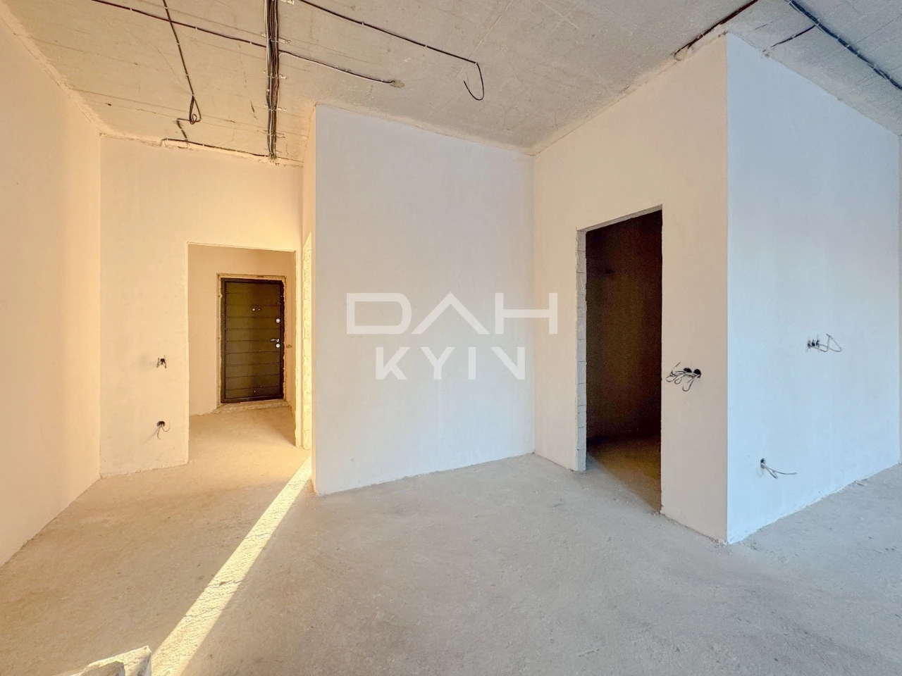 Компактний будинок 134 м², white box, КМ «Щастя», Київ, Соло