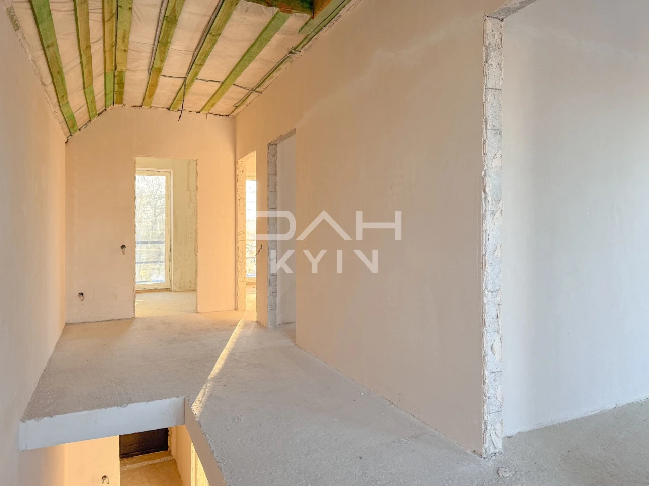 Компактний будинок 134 м², white box, КМ «Щастя», Київ, Соло