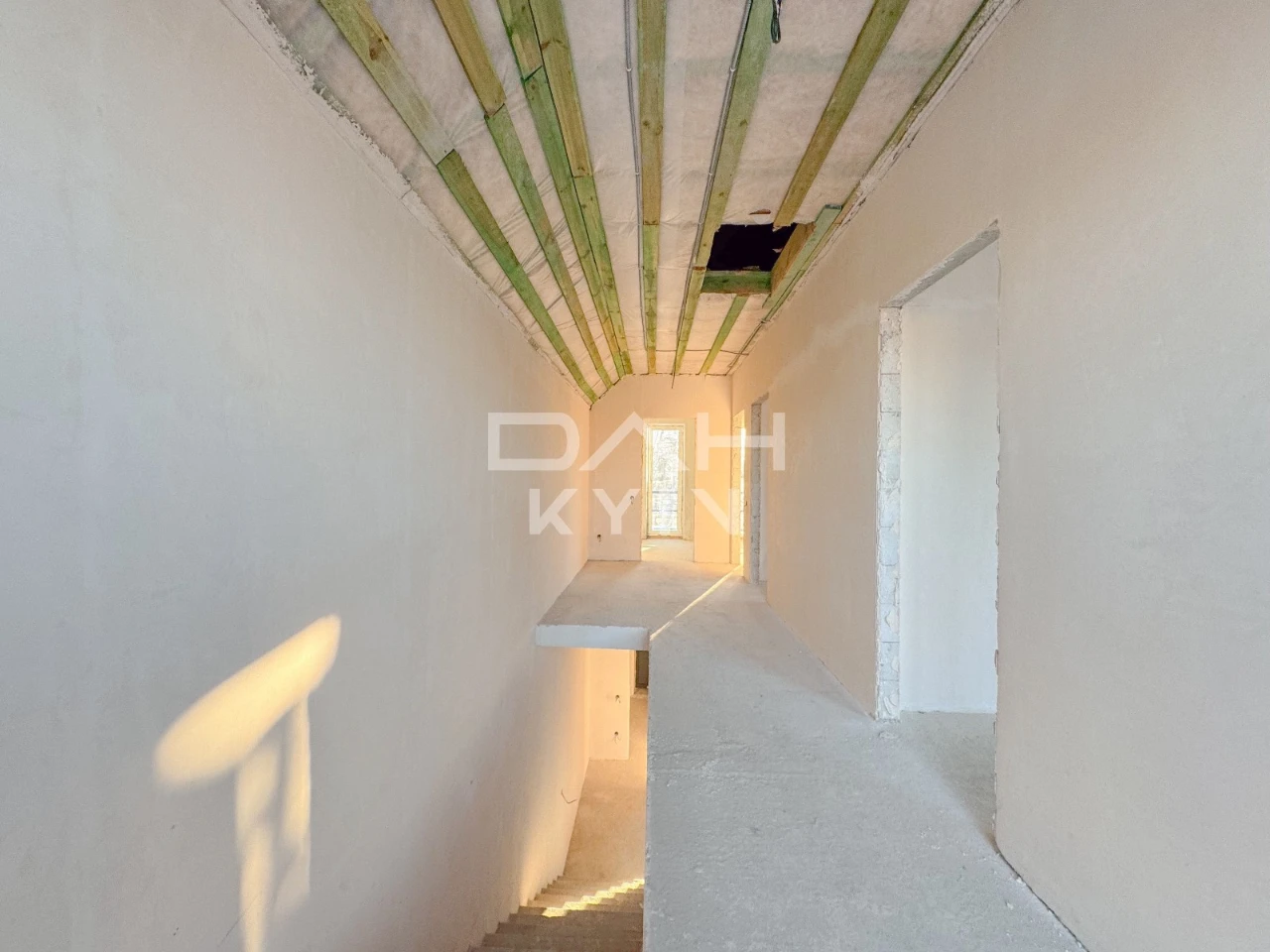 Компактний будинок 134 м², white box, КМ «Щастя», Київ, Соло