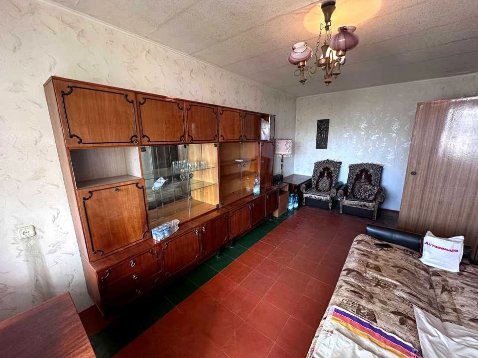 Apartment. Dnipro, Naberezhna Peremohy st.